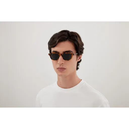 Gucci GG1892S 002